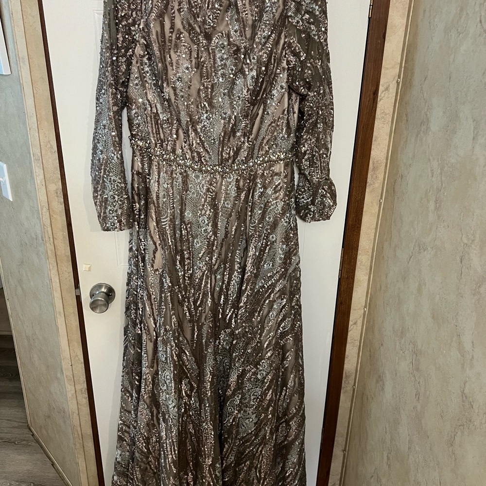 Elegant Brown Patterned Women's Dress